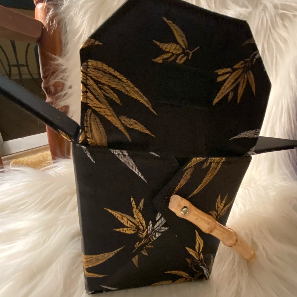 Purse - Picture 3 of 3